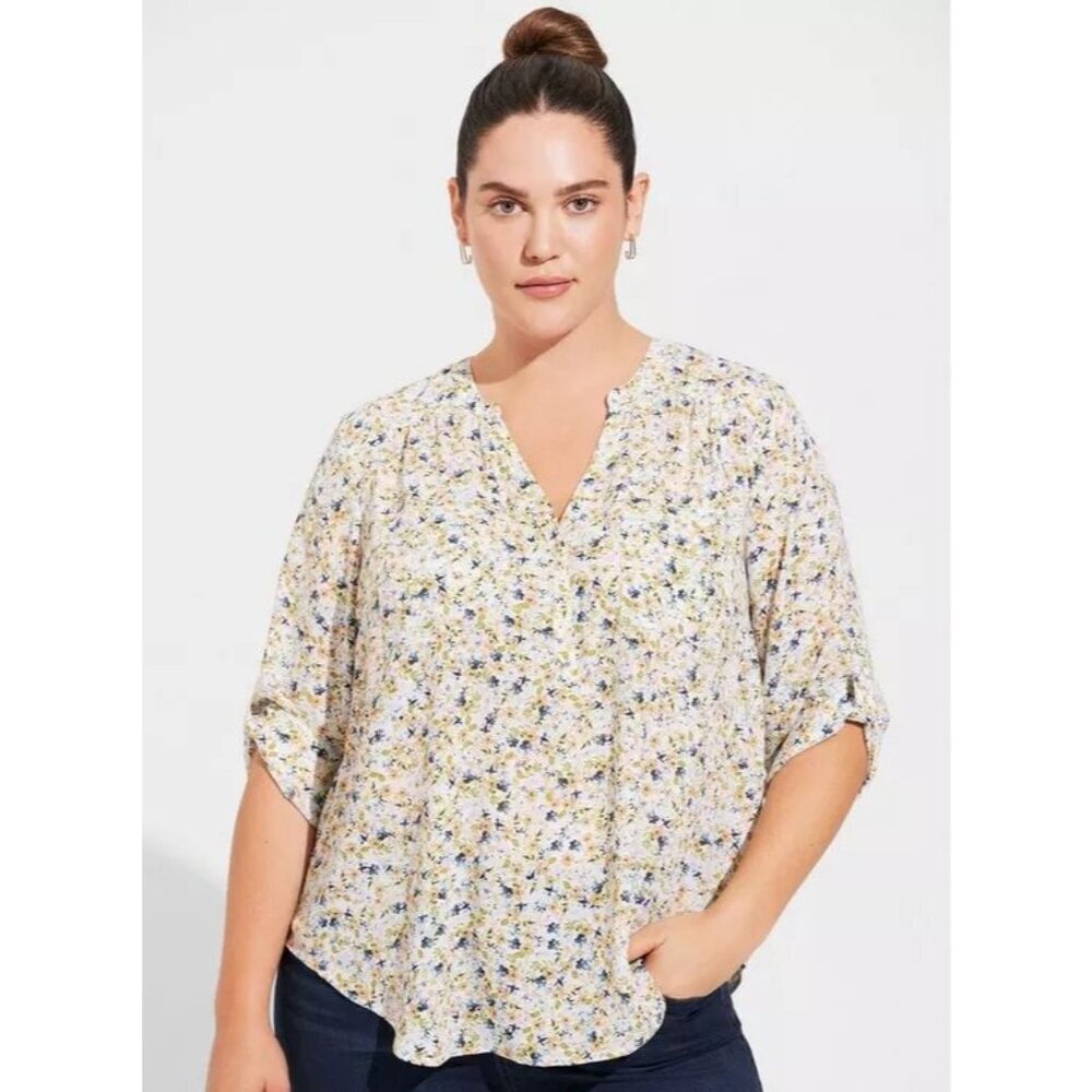 Torrid Harper Floral Print 3/4 Sleeve Blouse Size 0 (LARGE)  Lightweight Top